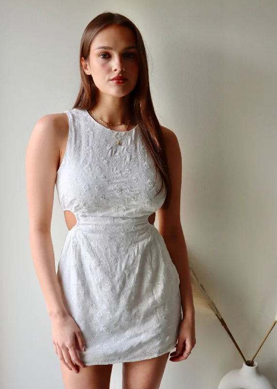 Garden Party Dress ★ White