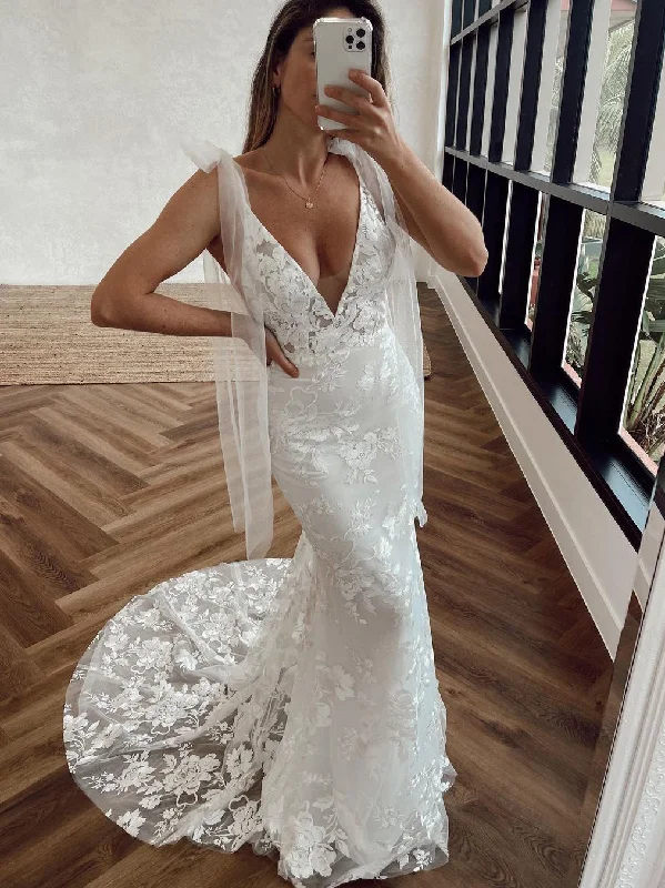 Delicate Lace Spaghetti Straps Mermaid Sweep Train Wedding Dresses WD606